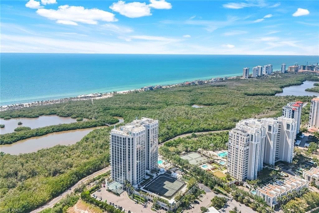 6897 Grenadier Blvd, Unit 601, Naples, FL 34108 Photo