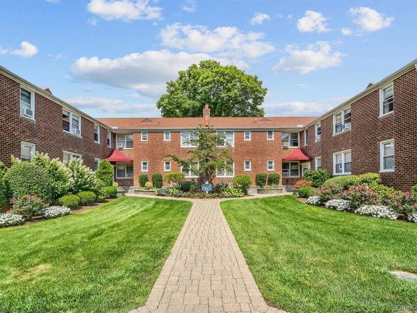 6 Bryant Crescent, Unit 1H, White Plains, NY 10605