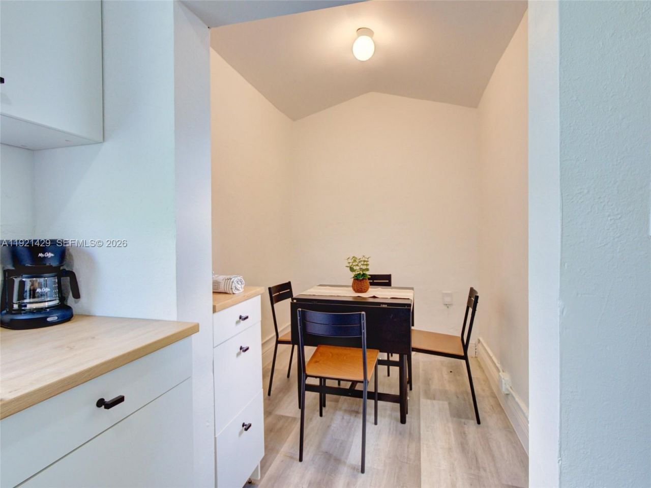 1845 NW 55th St, Miami, FL 33142 Photo