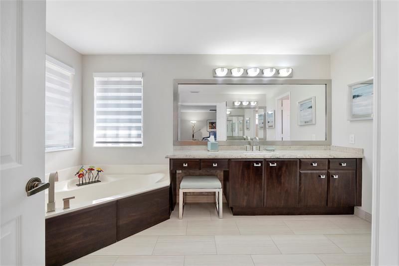 3609 Heron Ridge Lane, Weston, FL 33331 Photo