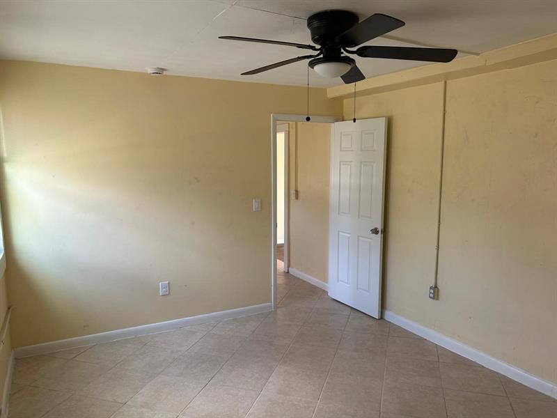 371 Banyan Avenue, Pahokee, FL 33476 Photo