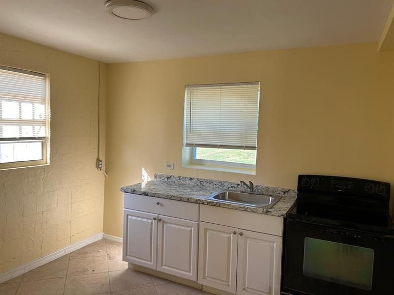 371 Banyan Avenue, Pahokee, FL 33476 Photo