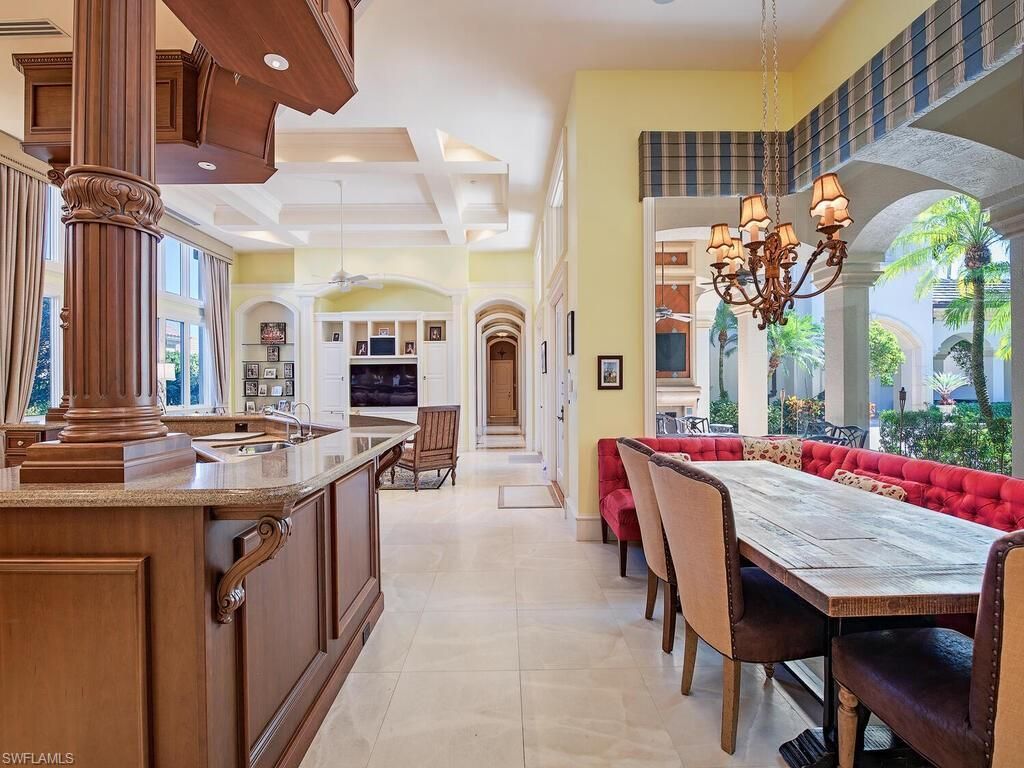 6955 Verde Way, Naples, FL 34108 Photo