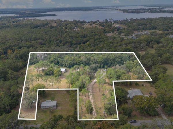 6160 ALLEN STREET, MOUNT DORA, FL 32757