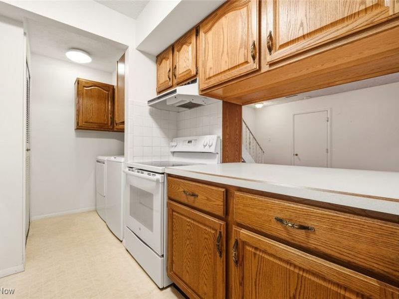 4916 Friar Road, Unit B, Stow, OH 44224 Photo 14