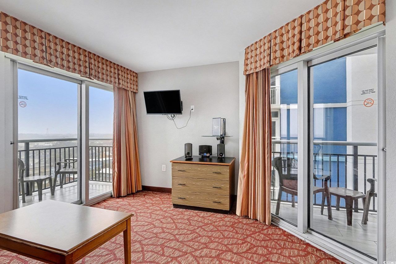 504 N Ocean Blvd. Photo 6