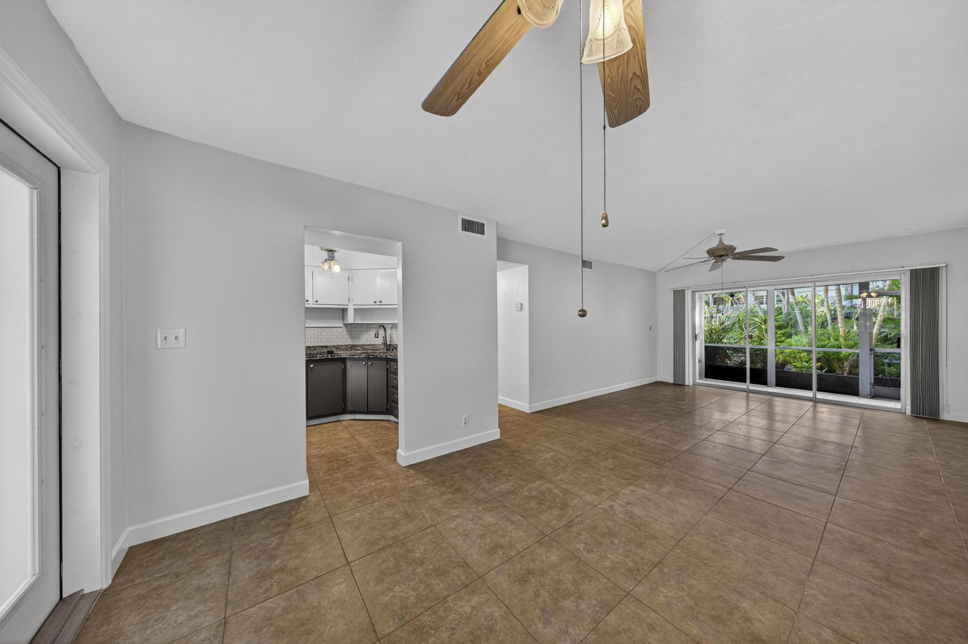 2151 NE 42 Nd Court, Unit 136, Lighthouse Point, FL 33064 Photo