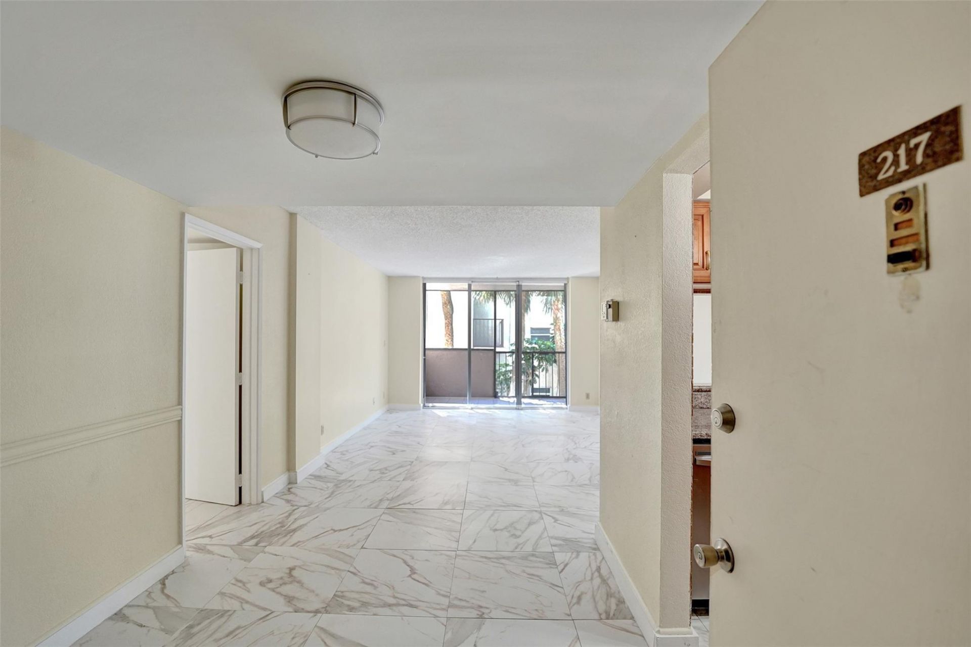 777 S Federal Highway, Unit RP-217, Pompano Beach, FL 33062 Photo
