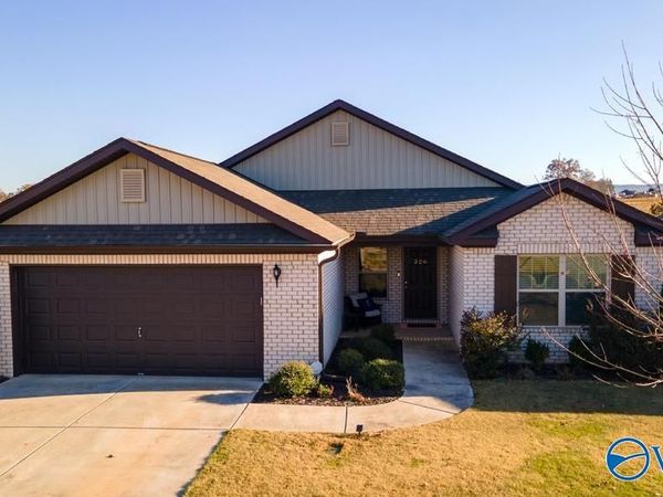 226 Hydra Circle, Huntsville, AL 35811