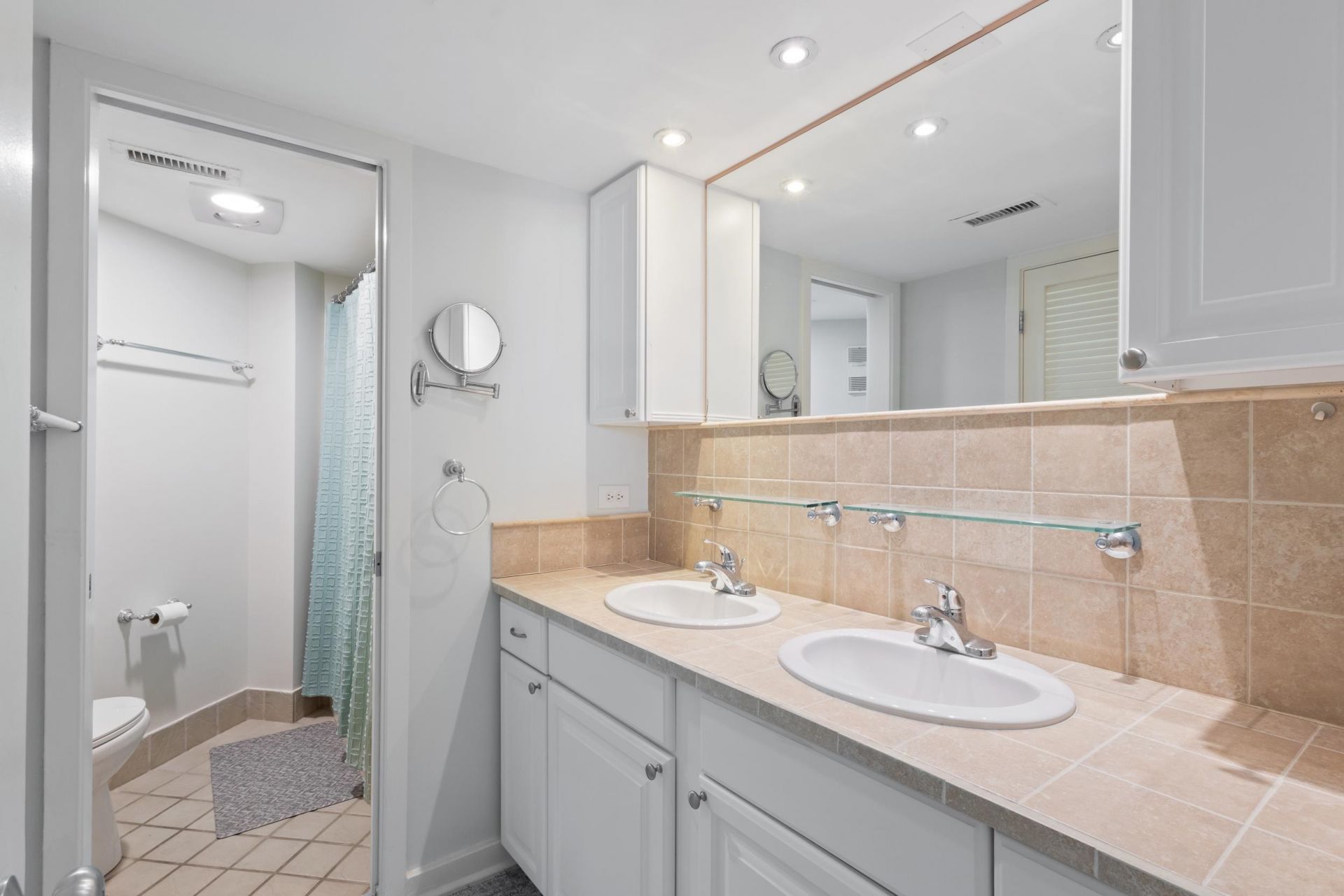 100 Ocean Creek Dr. Photo 40