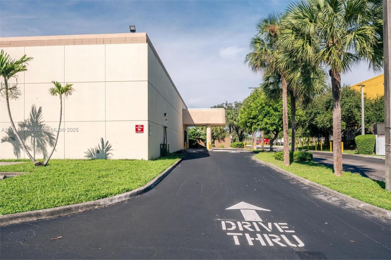 11920 NW 27th Ave, Miami, FL 33167 Photo