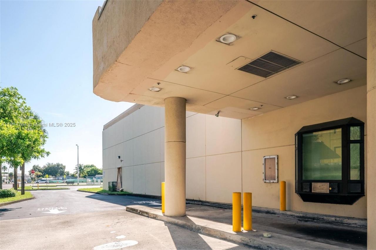 11920 NW 27th Ave, Miami, FL 33167 Photo