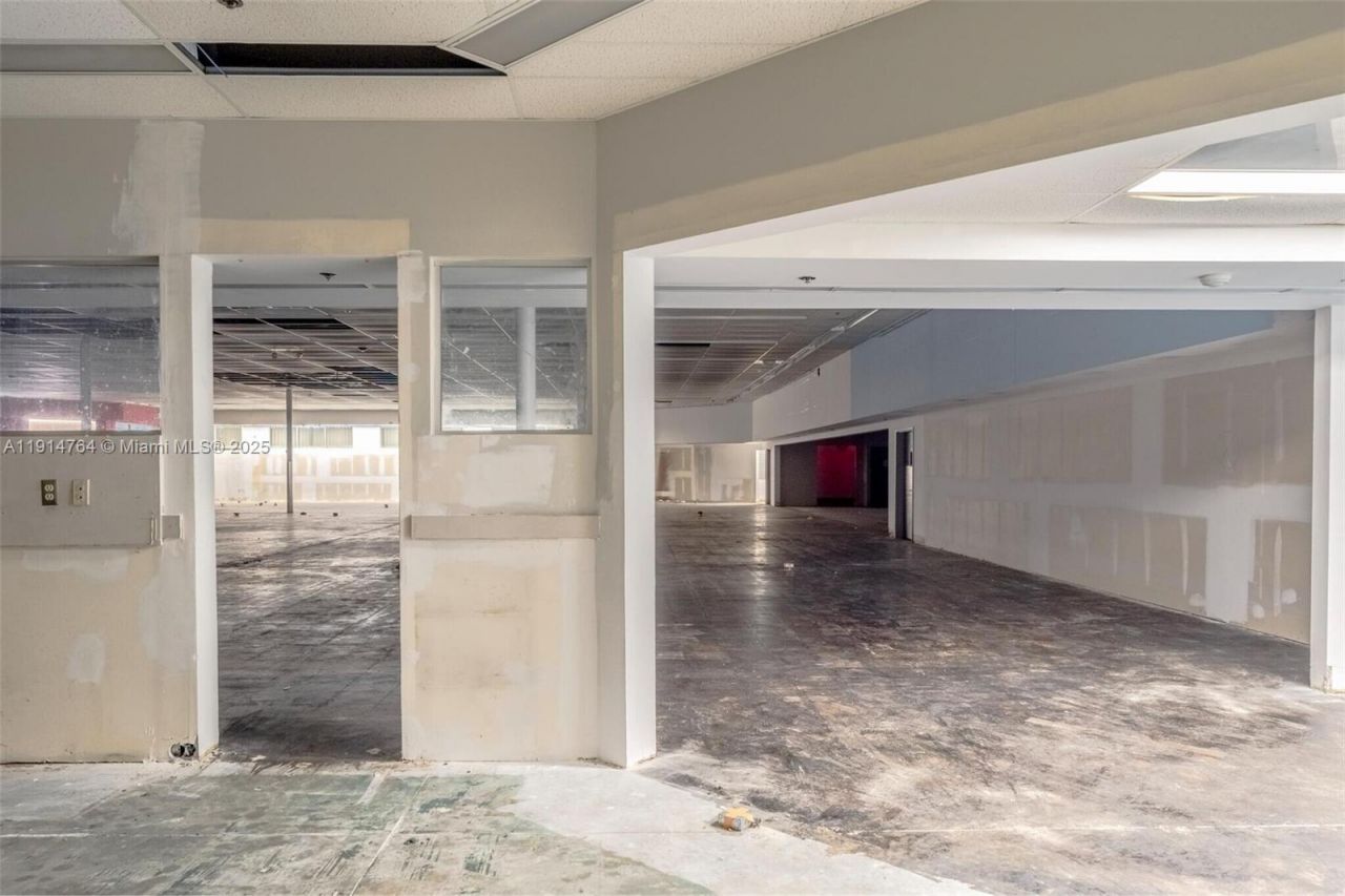 11920 NW 27th Ave, Miami, FL 33167 Photo