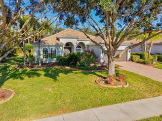 14757 2ND AVENUE CIRCLE NE