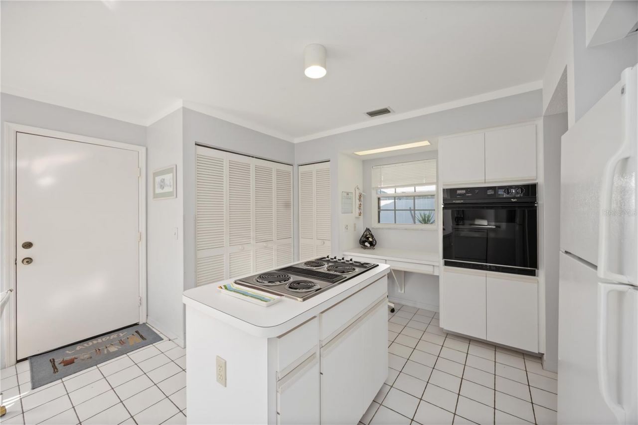 805 Harrington Lake Drive N, Unit 76, Venice, FL 34293 Photo