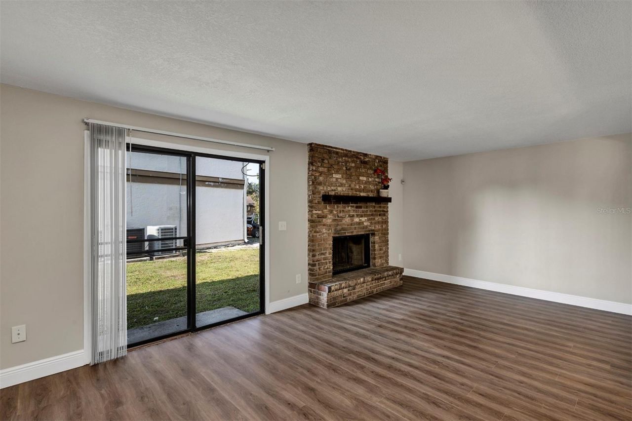 4904 Silver Oaks Village, Unit C, Orlando, FL 32808 Photo