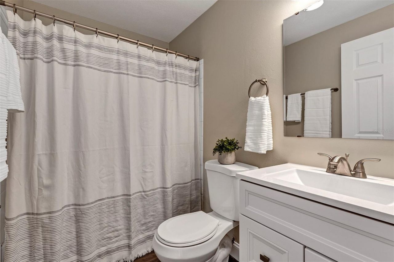 4904 Silver Oaks Village, Unit C, Orlando, FL 32808 Photo