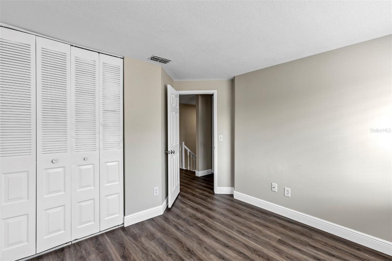 4904 Silver Oaks Village, Unit C, Orlando, FL 32808 Photo