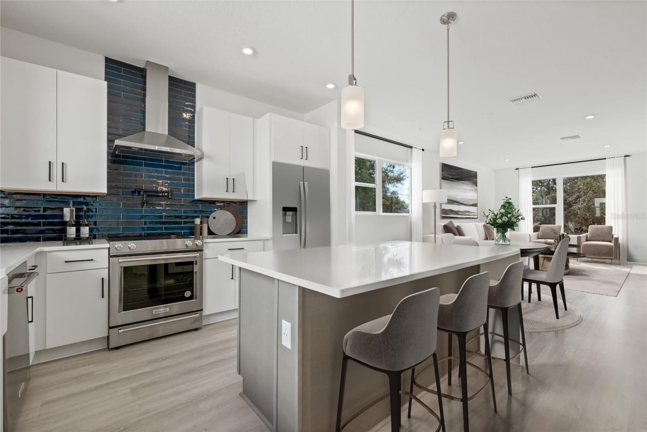 307 15th Street N, Saint Petersburg, FL 33705 Photo