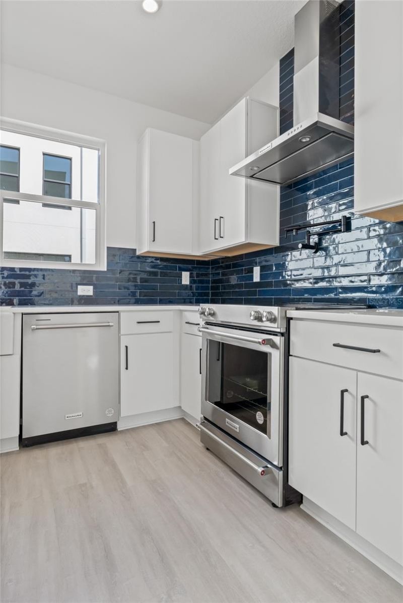 307 15th Street N, Saint Petersburg, FL 33705 Photo