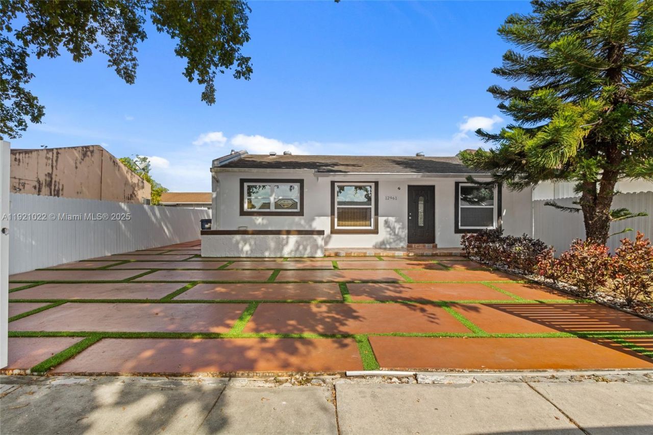 12961 SW 50th Ln, Miami, FL 33175 Photo