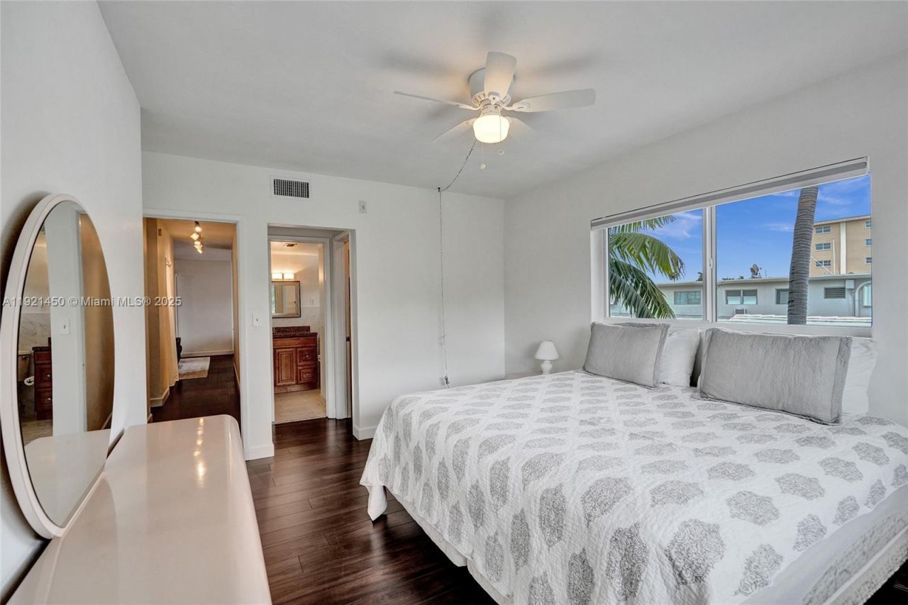 1535 SE 15th St, Unit 208, Fort Lauderdale, FL 33316 Photo