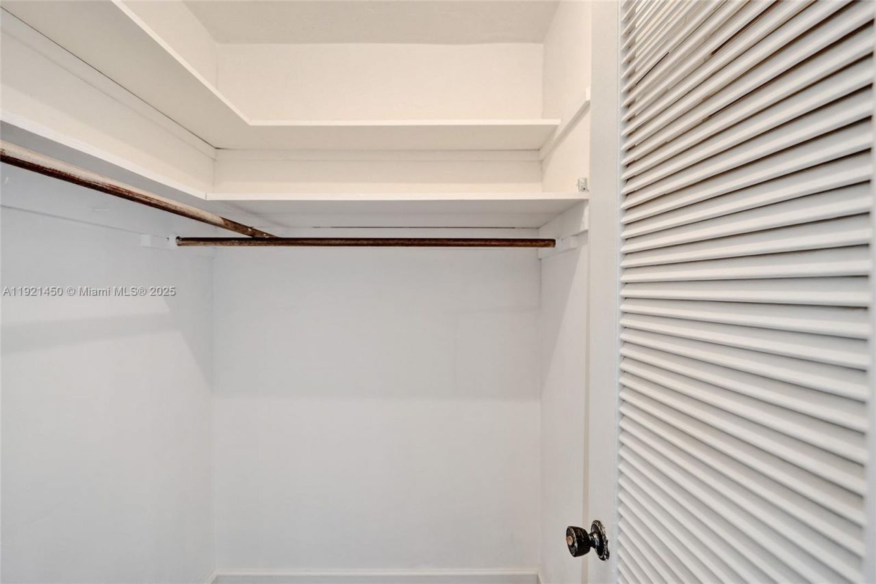 1535 SE 15th St, Unit 208, Fort Lauderdale, FL 33316 Photo