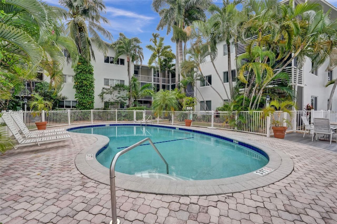 1535 SE 15th St, Unit 208, Fort Lauderdale, FL 33316 Photo