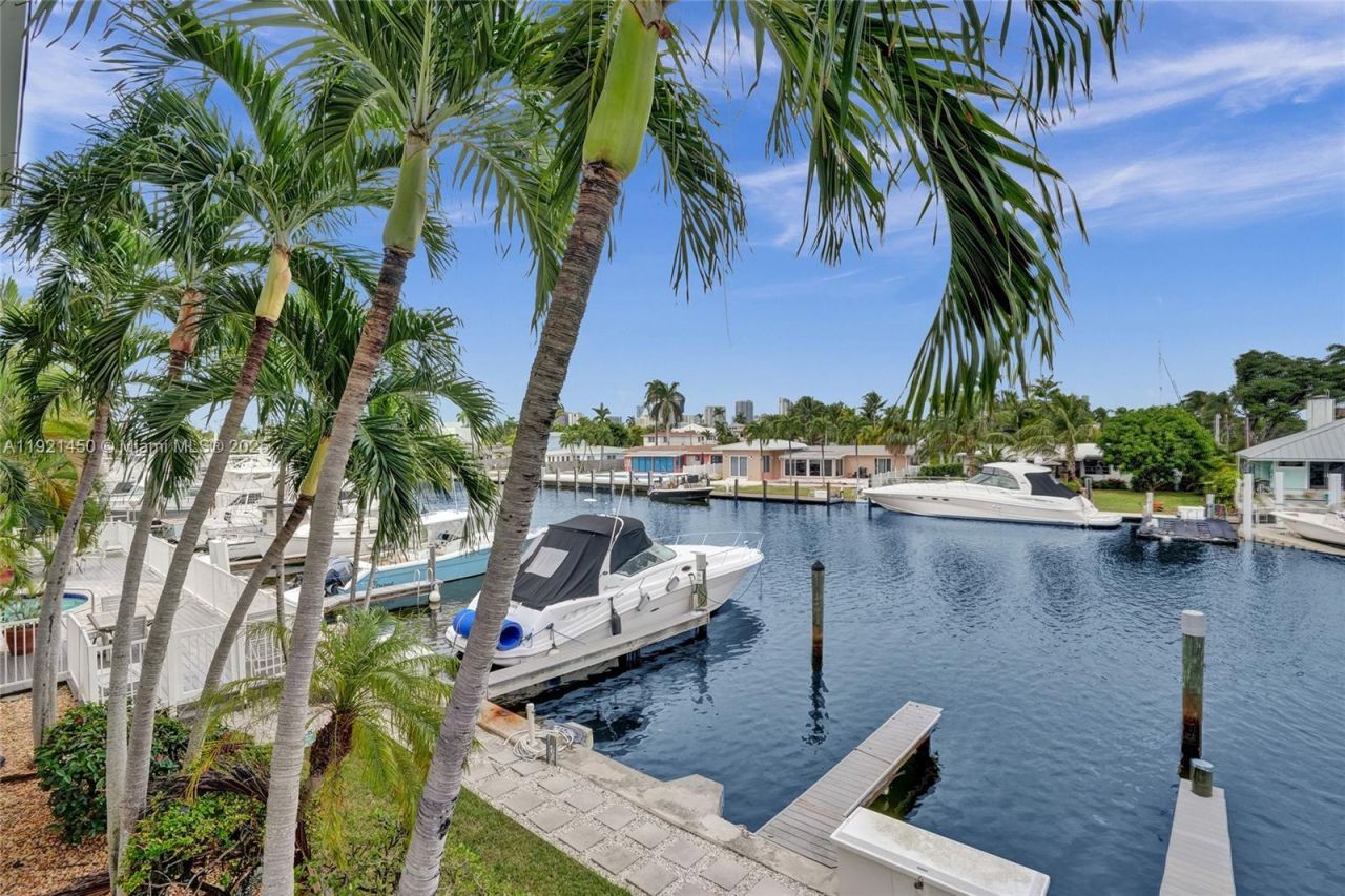 1535 SE 15th St, Unit 208, Fort Lauderdale, FL 33316 Photo