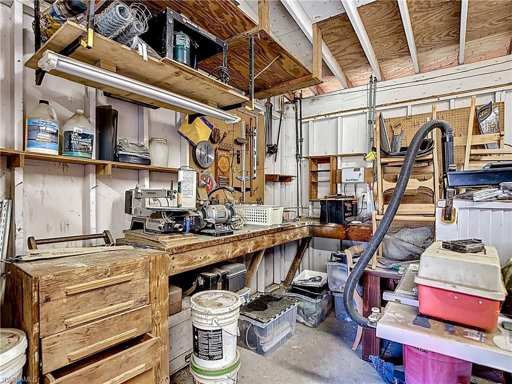 10270 Deer Run Farms Rd, Fort Myers, FL 33966 Photo