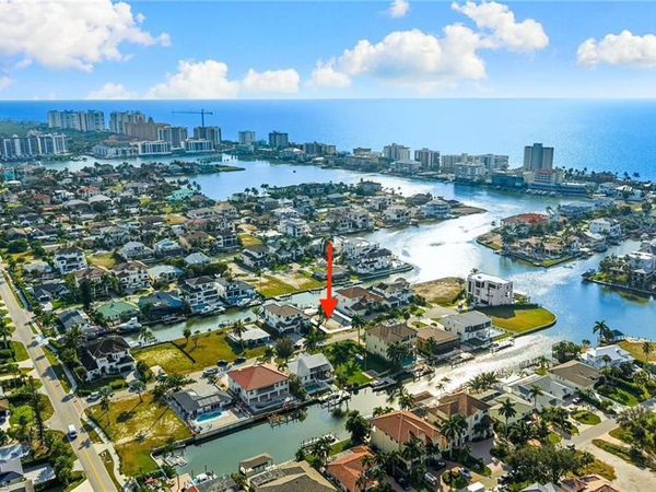 418 Seagull AVE, NAPLES, FL 34108