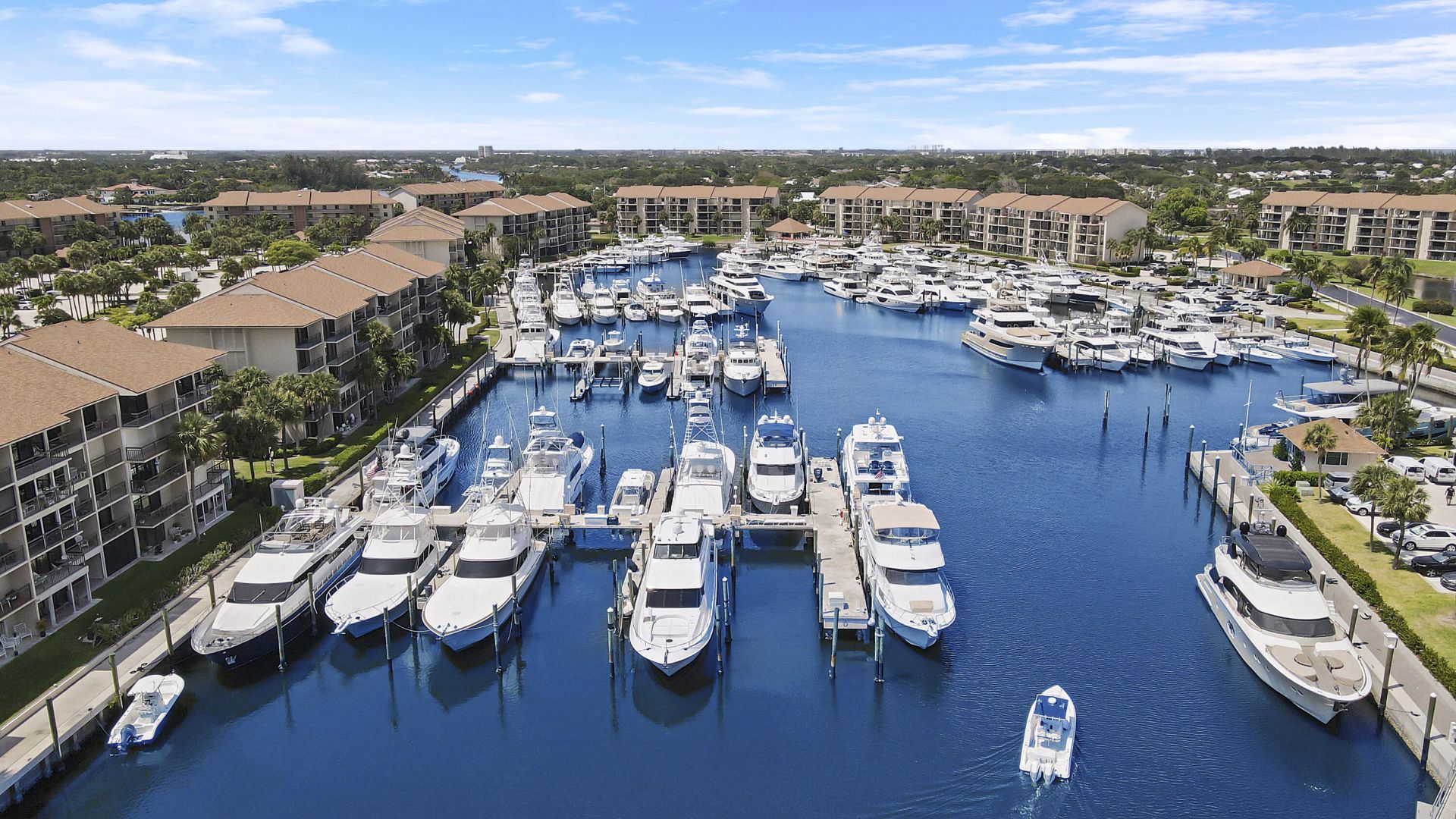 1301 Seafarer Circle, Unit 105, Jupiter, FL 33477 Photo