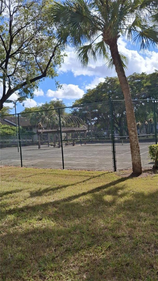 13915 SW 91st Ter, Unit 13915, Miami, FL 33186 Photo