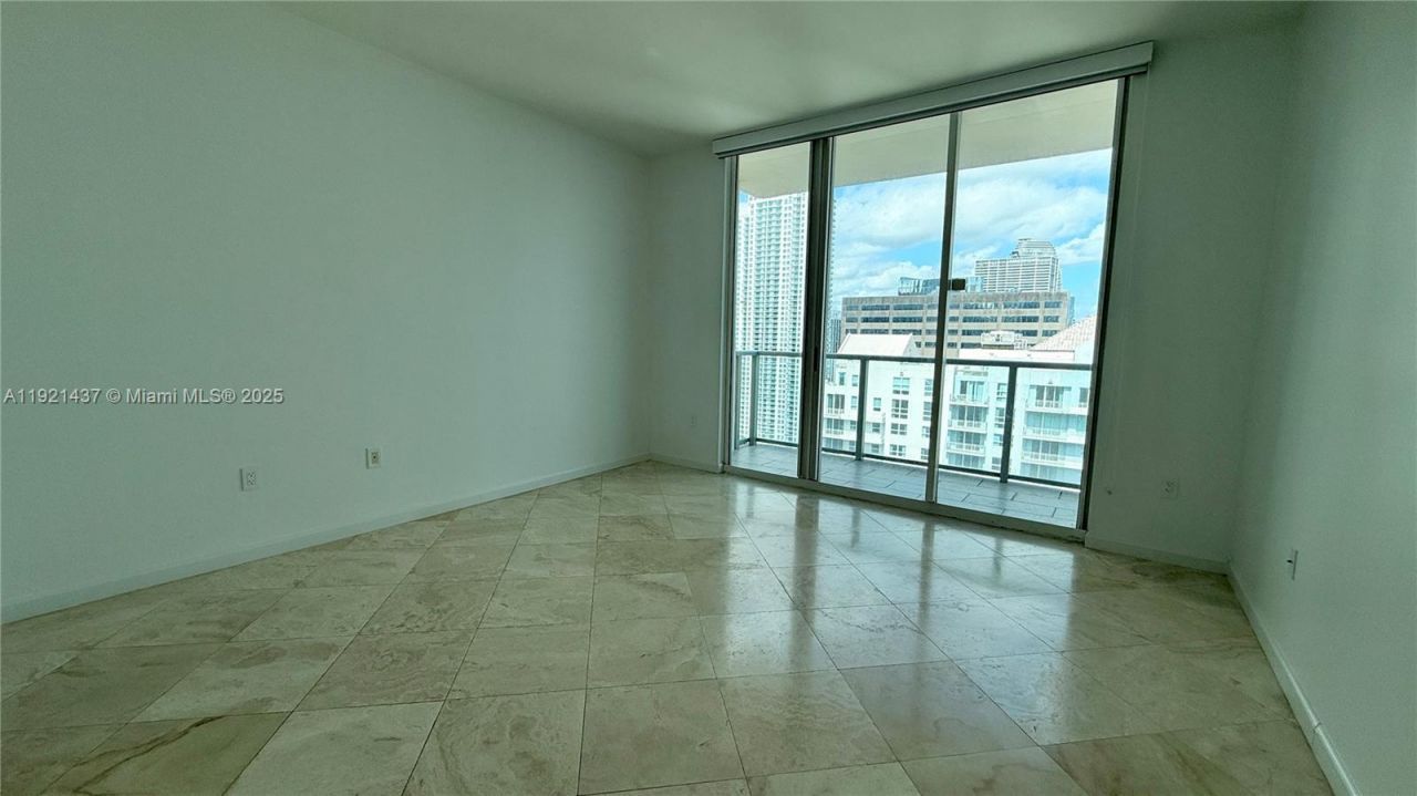 1155 Brickell Bay Dr, Unit PH104, Miami, FL 33131 Photo