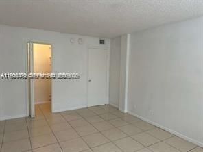 500 Executive Center Dr, Unit 1C, West Palm Beach, FL 33401 Photo