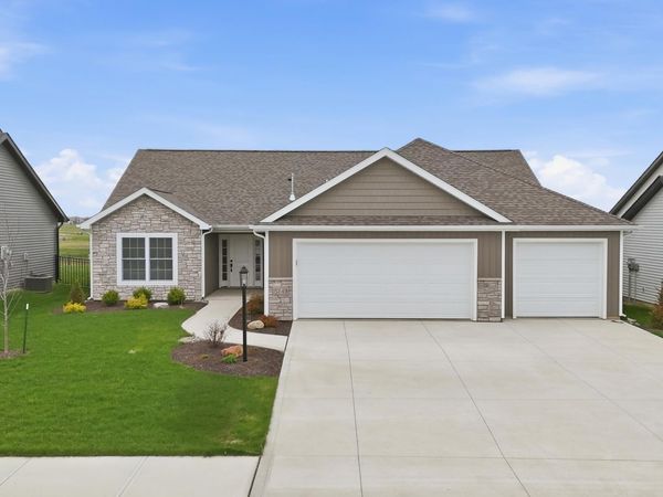 5249 Elk Run Place, Fort Wayne, IN 46818