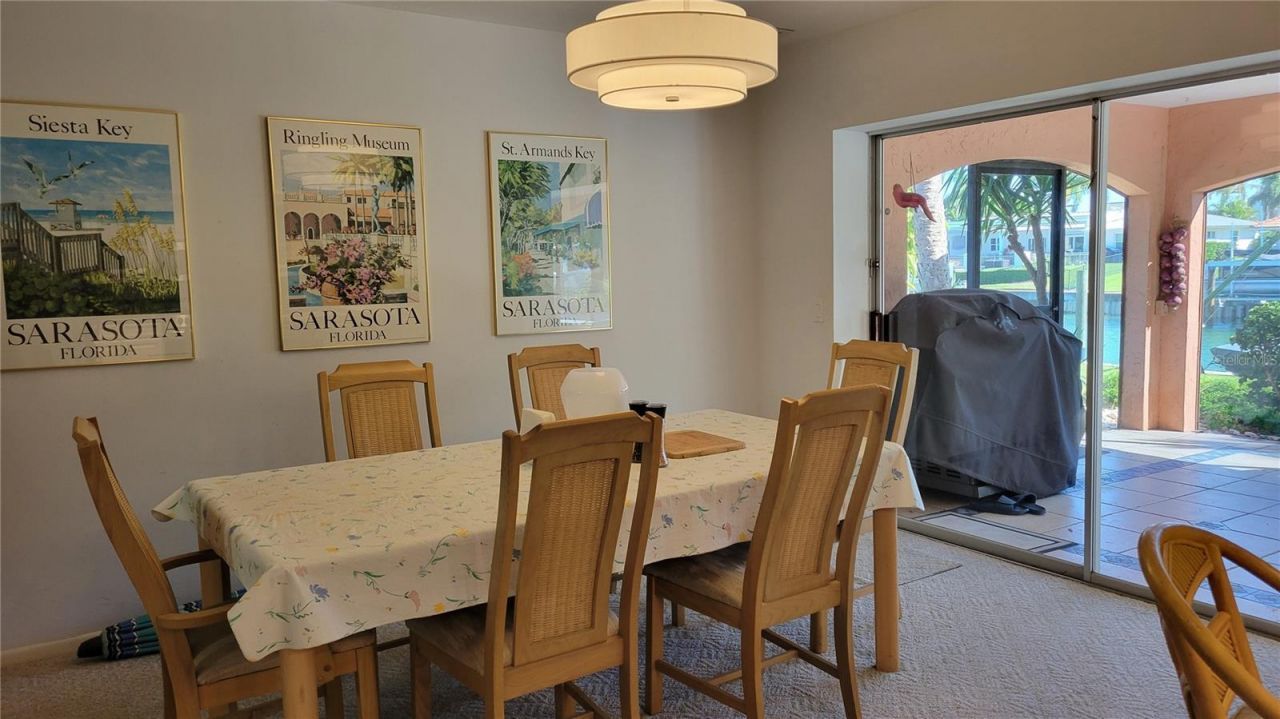 638 S Owl Drive, Sarasota, FL 34236 Photo