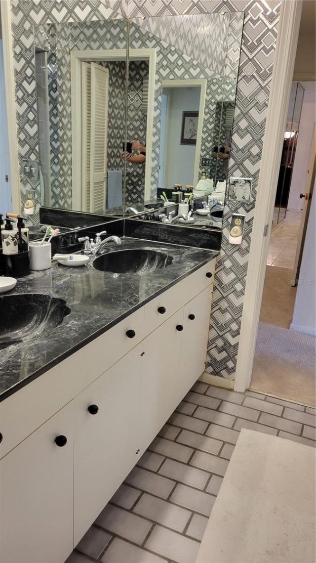 638 S Owl Drive, Sarasota, FL 34236 Photo