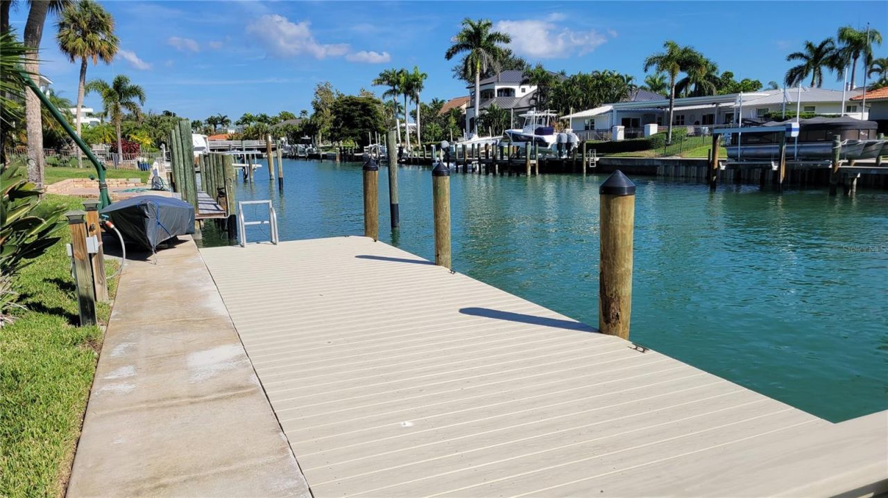638 S Owl Drive, Sarasota, FL 34236 Photo