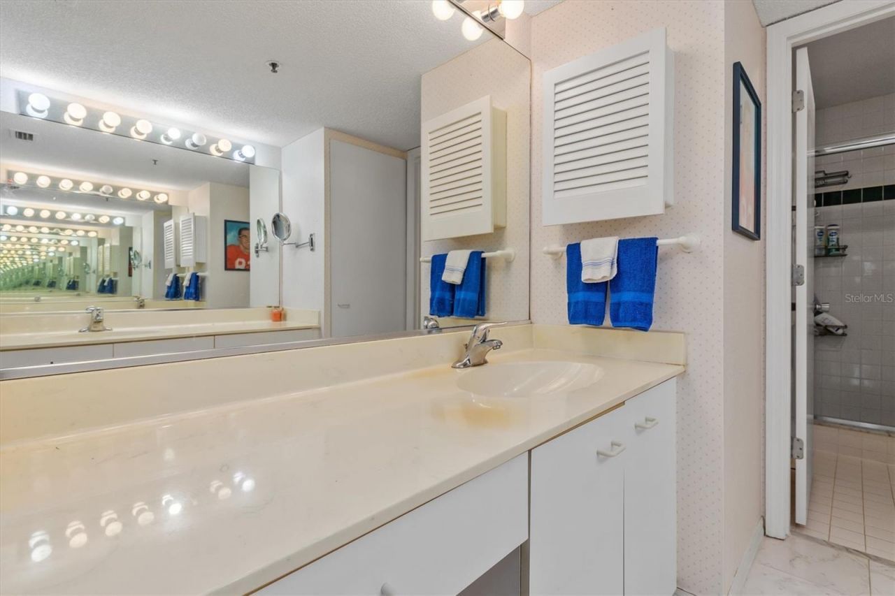 1309 Siesta Bayside Drive, Unit 1309C, Sarasota, FL 34242 Photo