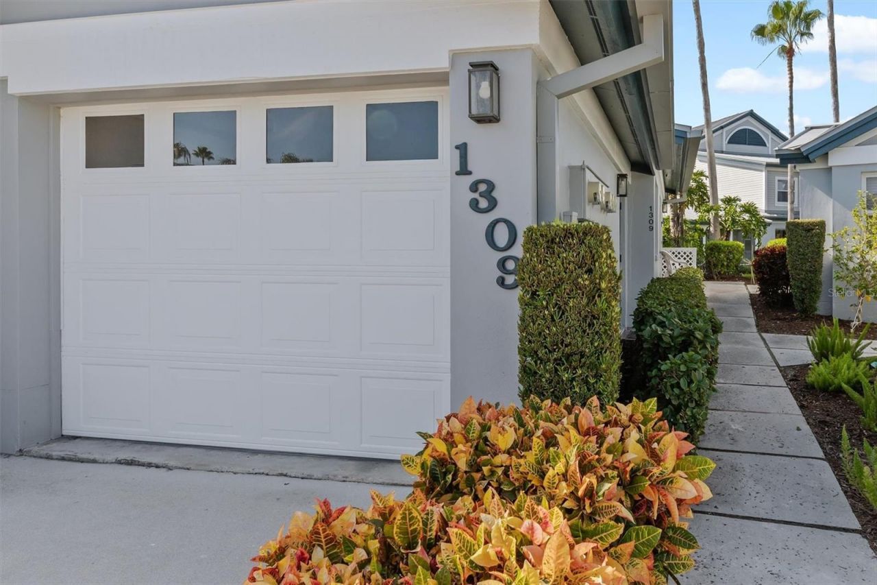 1309 Siesta Bayside Drive, Unit 1309C, Sarasota, FL 34242 Photo
