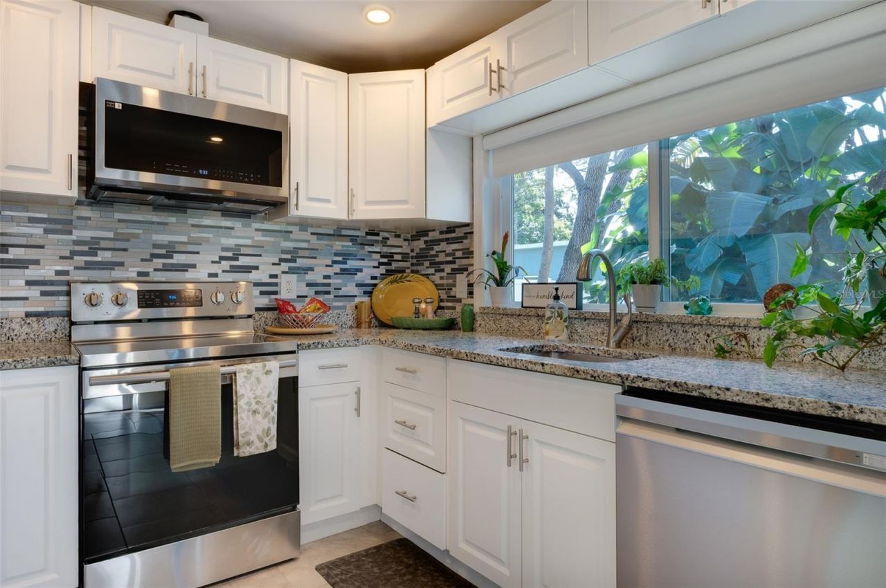 3530 8th Avenue N, Saint Petersburg, FL 33713 Photo