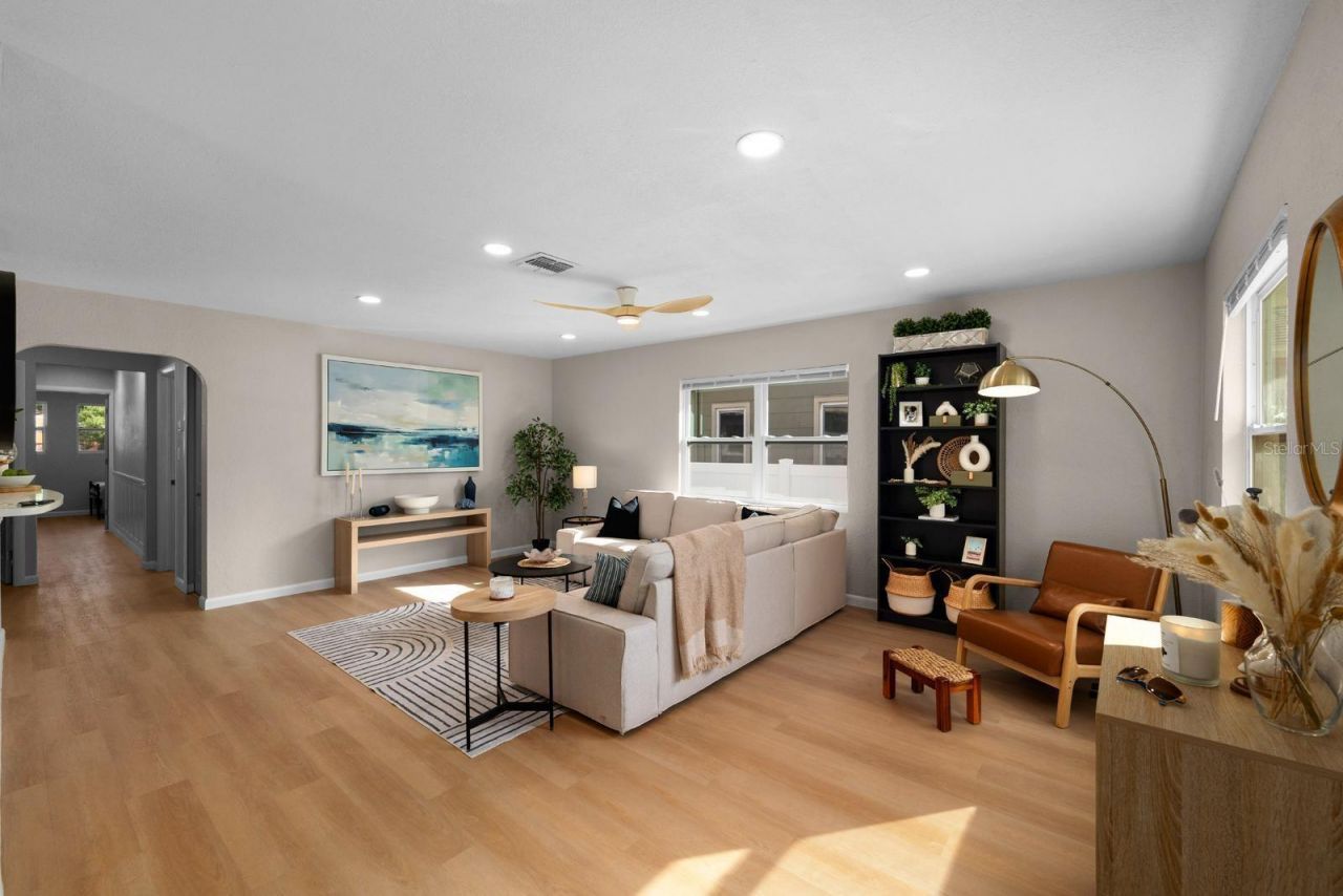 1766 Scranton Street S, Saint Petersburg, FL 33711 Photo