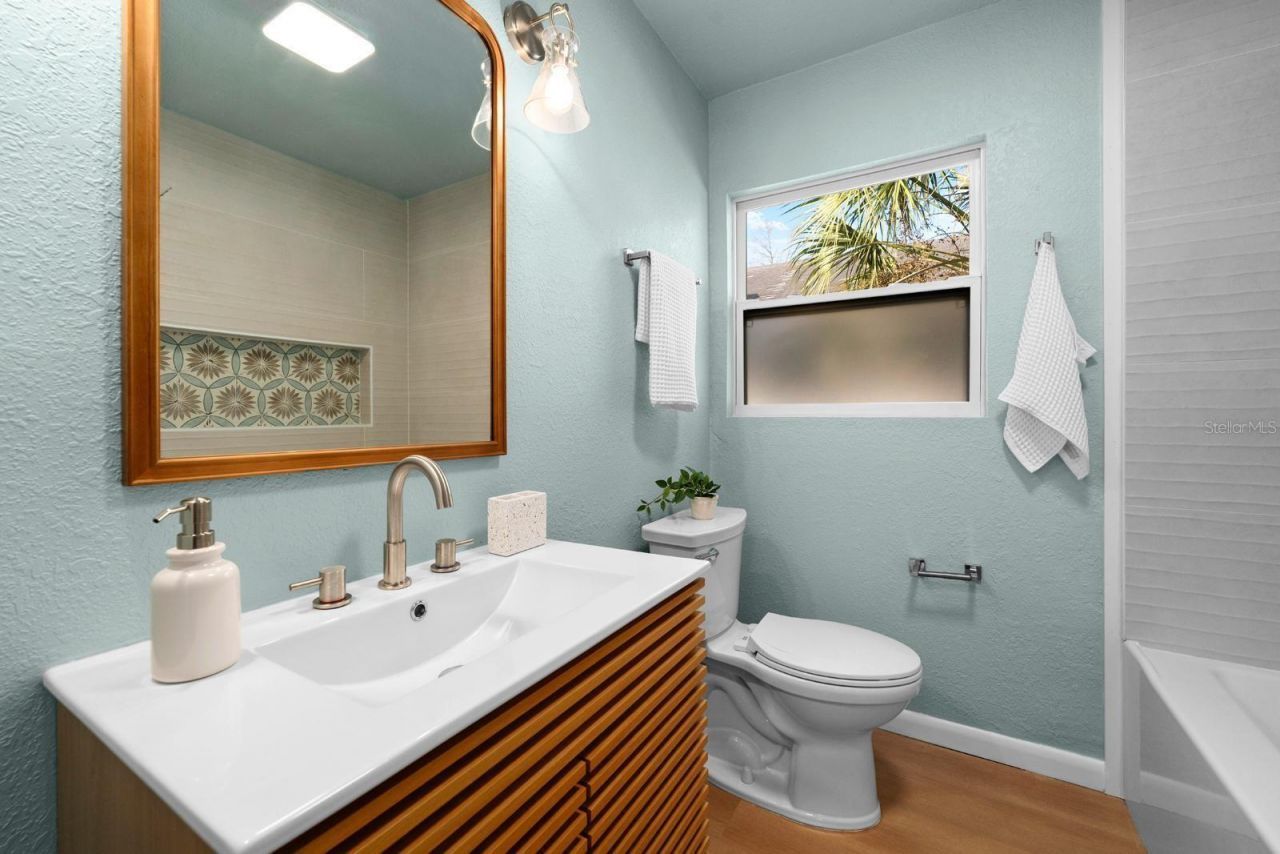 1766 Scranton Street S, Saint Petersburg, FL 33711 Photo