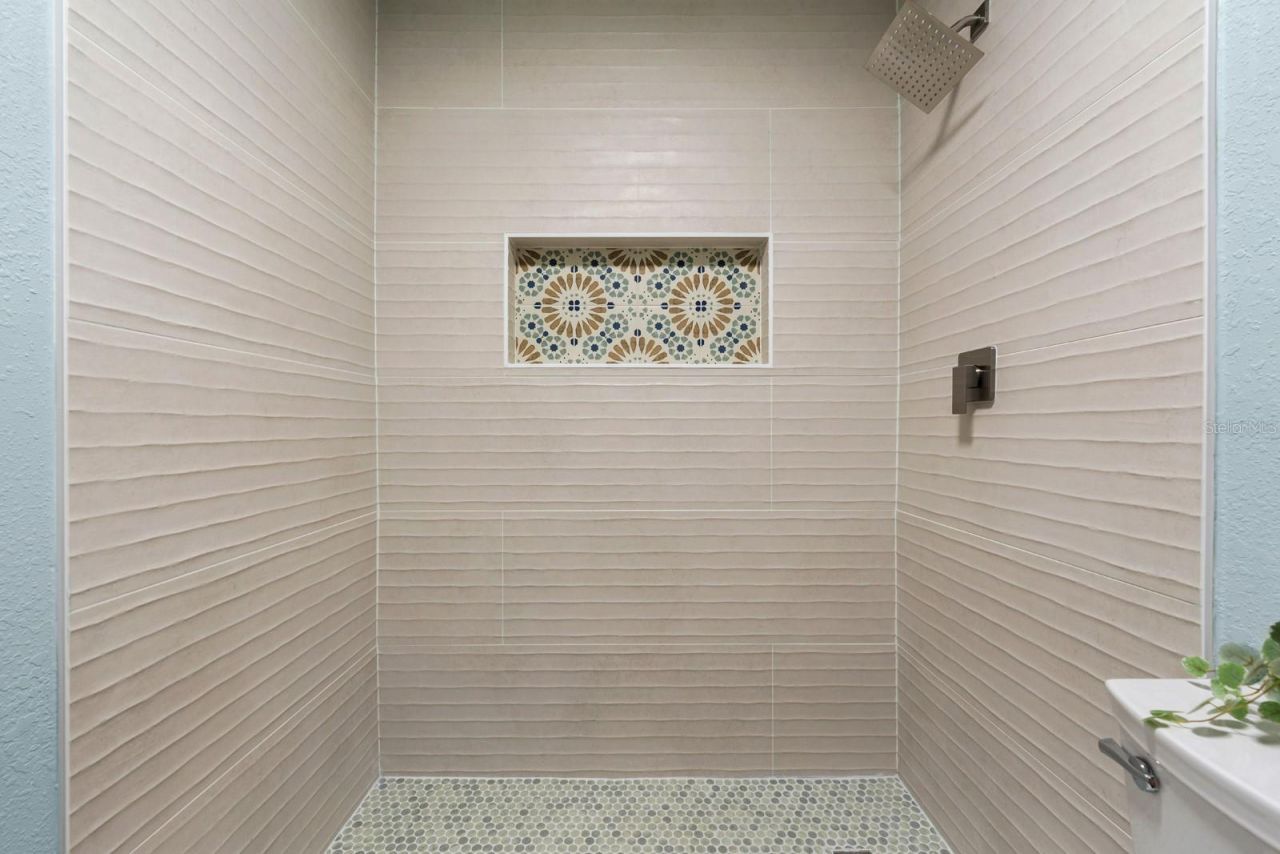 1766 Scranton Street S, Saint Petersburg, FL 33711 Photo