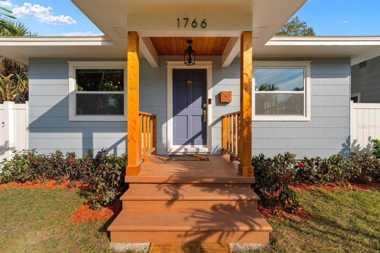 1766 Scranton Street S, Saint Petersburg, FL 33711 Photo