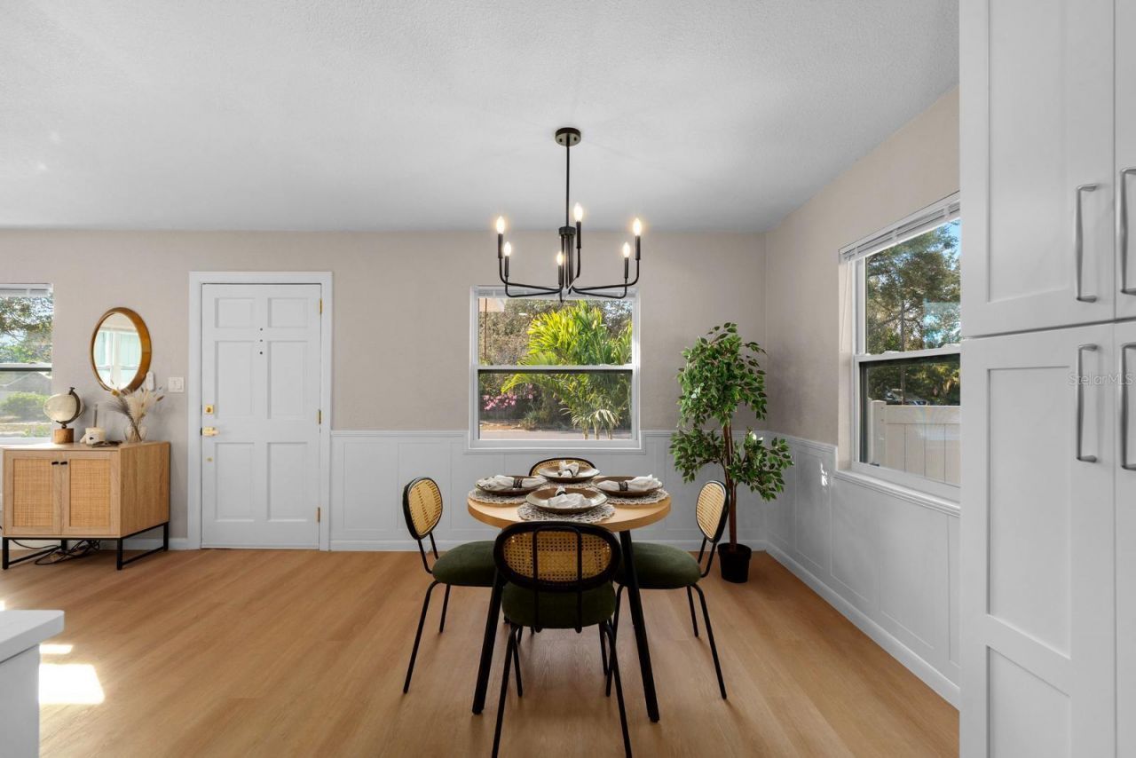 1766 Scranton Street S, Saint Petersburg, FL 33711 Photo