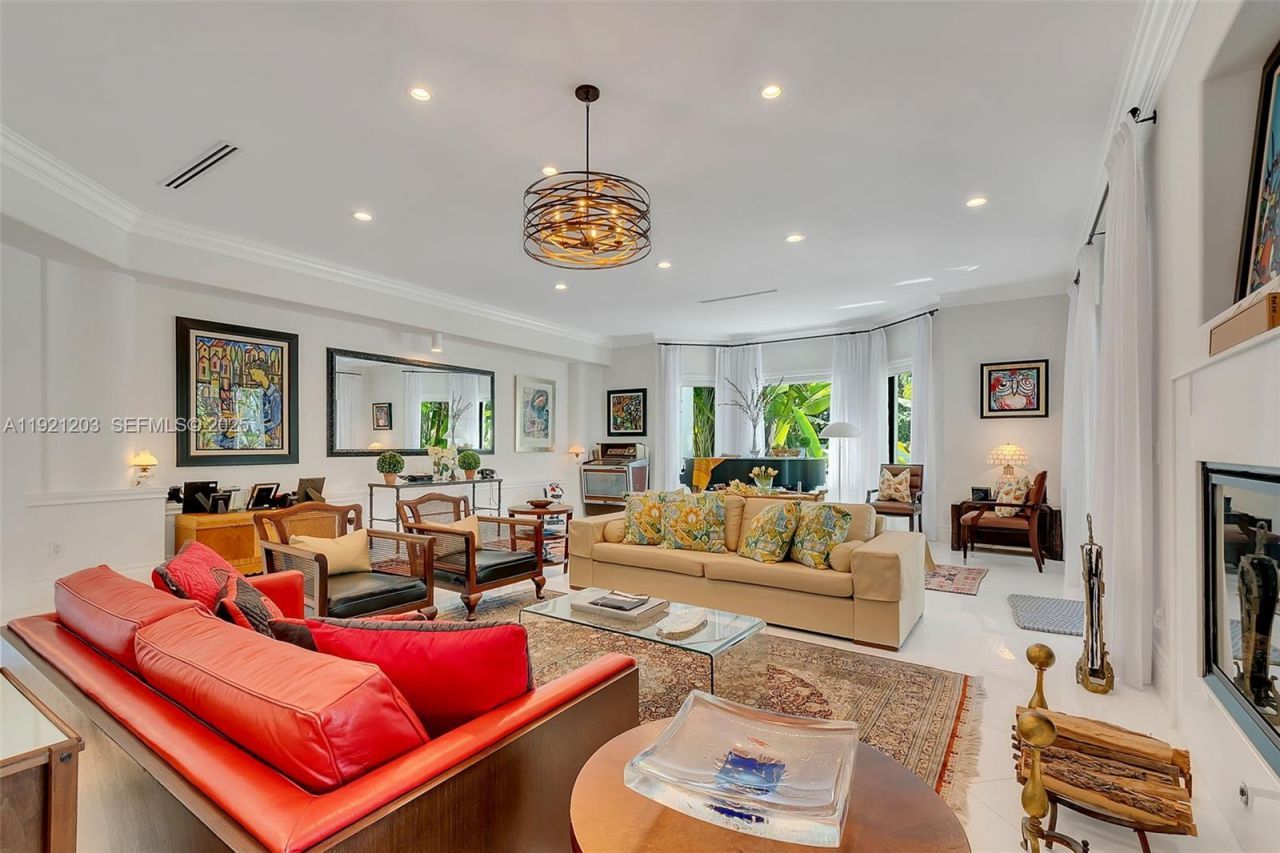 7400 SW 72nd Ct, Miami, FL 33143 Photo