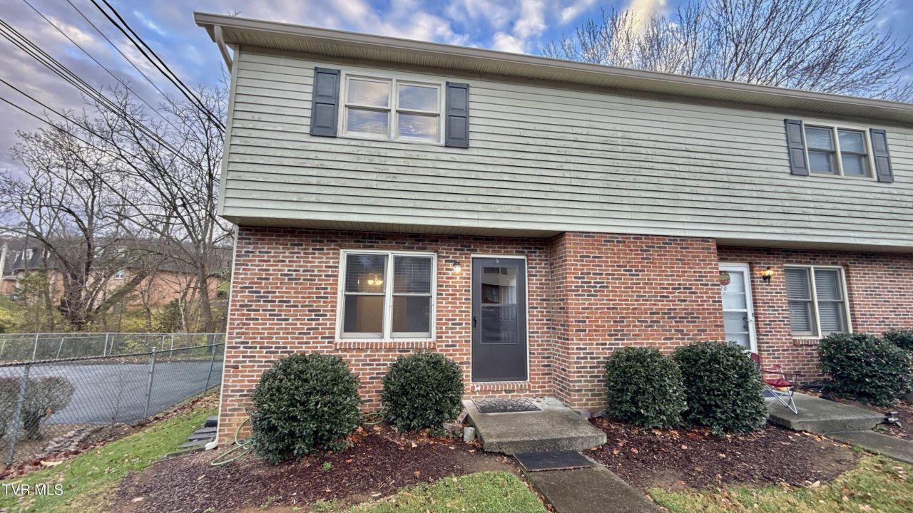 1800 Seminole Drive, Unit 19, Johnson City, TN 37604 Main Photo