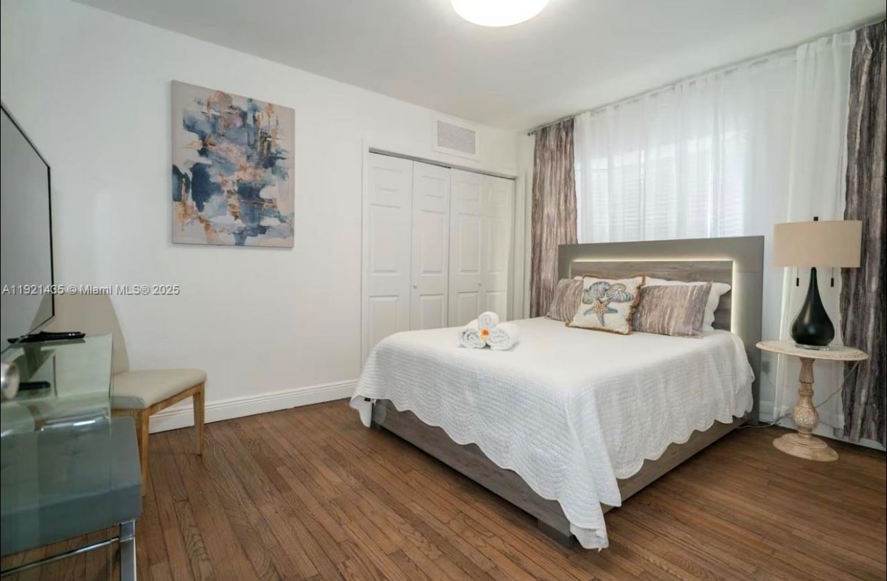 35 SW 28th Rd, Miami, FL 33129 Photo